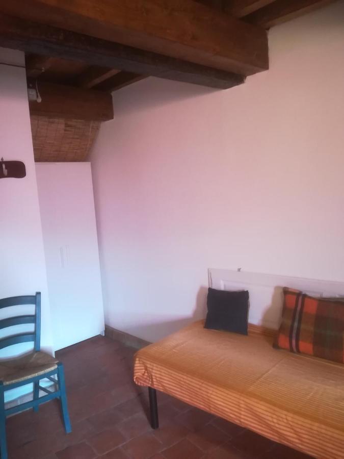 Casa Del Vicolo Verde Pontremoli Bagian luar foto