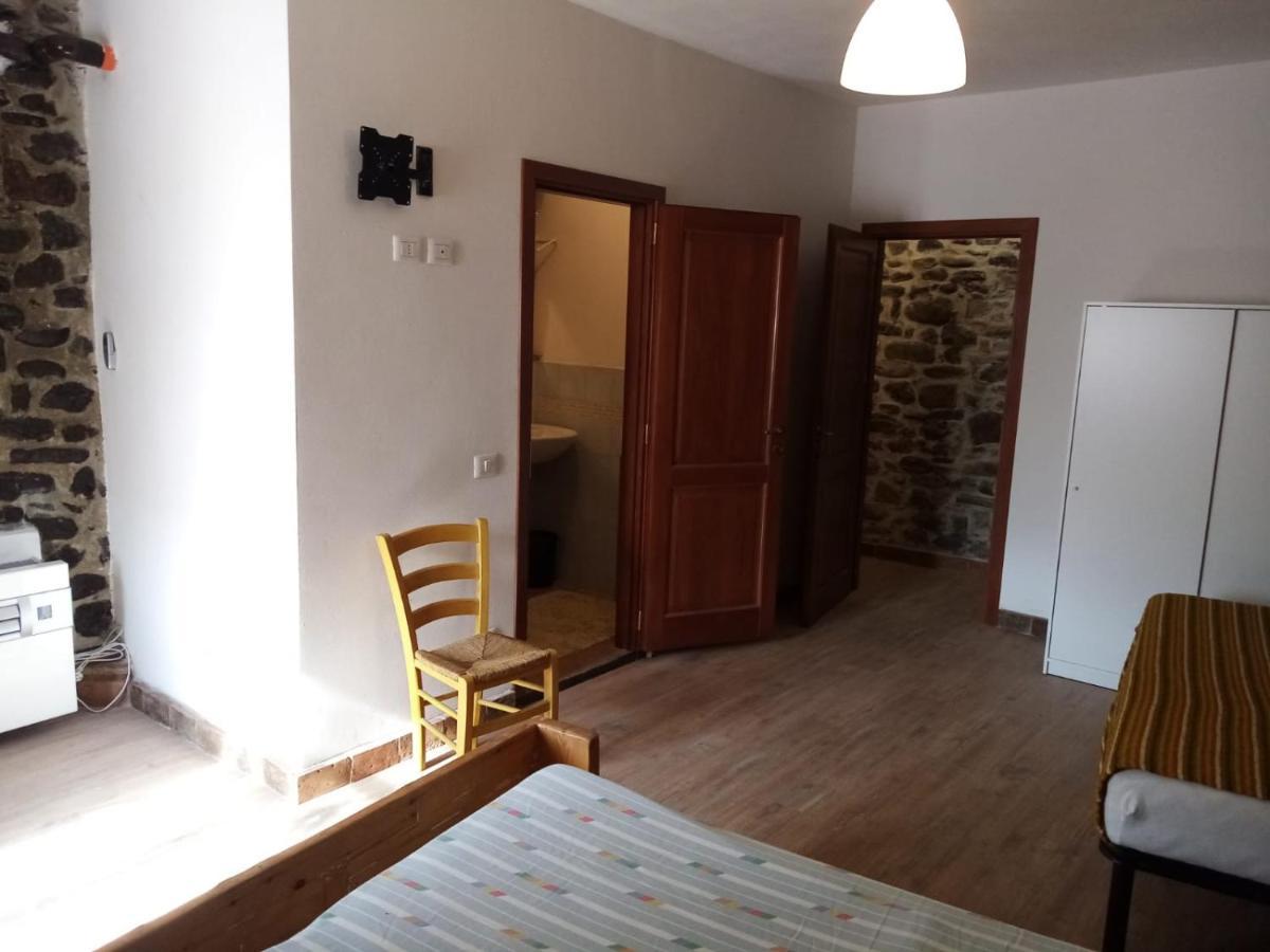 Casa Del Vicolo Verde Pontremoli Bagian luar foto